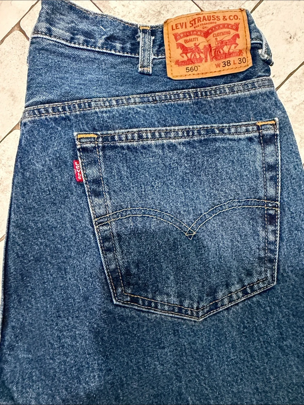 Levi's Men's Dark Blue Relaxed Fit Jeans